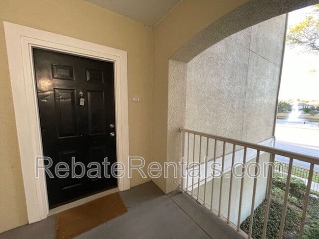 Building Photo - 8290 Gate Pkwy W