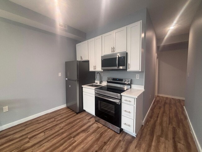 Building Photo - 1621 1st St NW