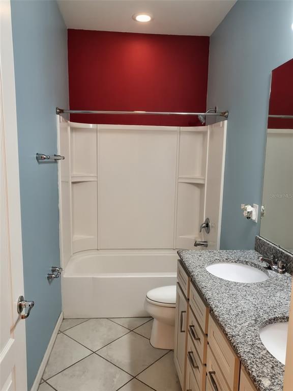 Building Photo - 5338 Fallen Leaf Dr