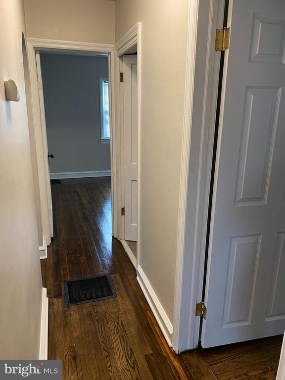 Building Photo - 258 Birch St