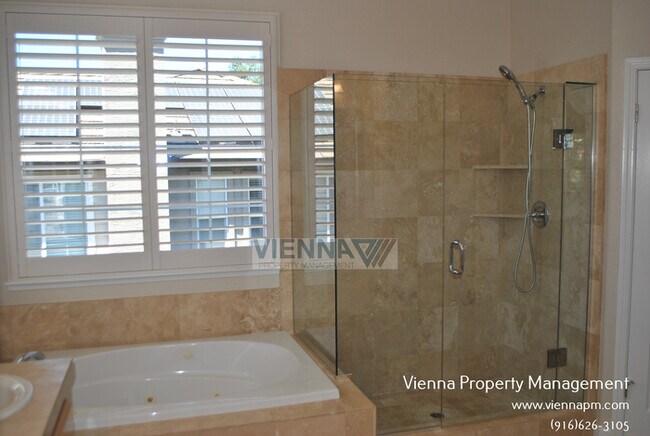 Building Photo - 3750 Jennieke Ct