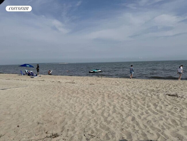 Building Photo - 315 Old Salt Rd