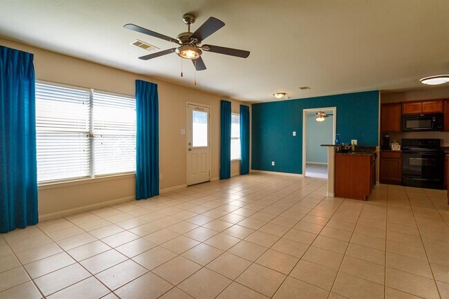Building Photo - 12115 Estelle Ln