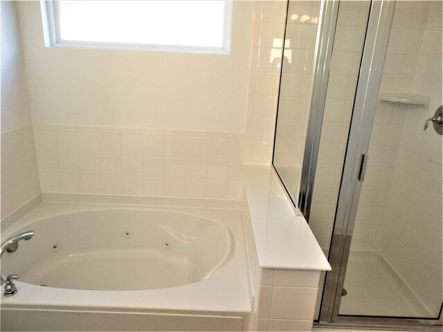 Building Photo - 15449 Harmon Pl