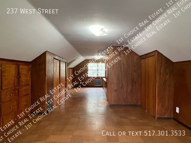 Building Photo - 237 West St
