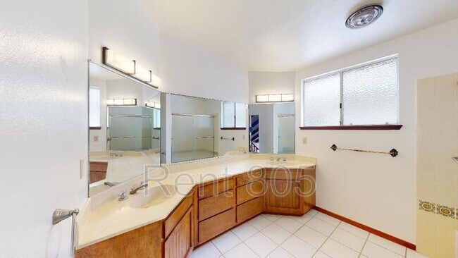 Building Photo - 4837 Oceanaire St