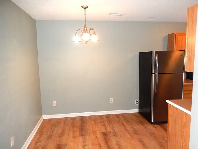 Building Photo - 5206 Big Bass Dr