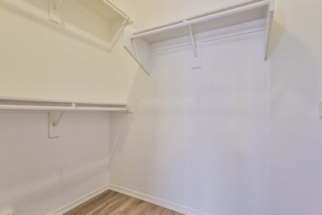 Building Photo - 45129 W Desert Cedars Ln