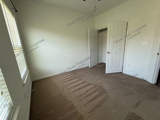 Building Photo - 951 Hall Station Dr
