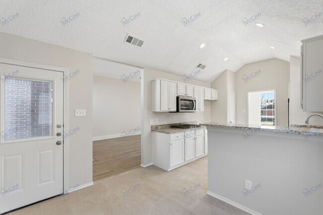 Building Photo - 2314 Stillwater Dr