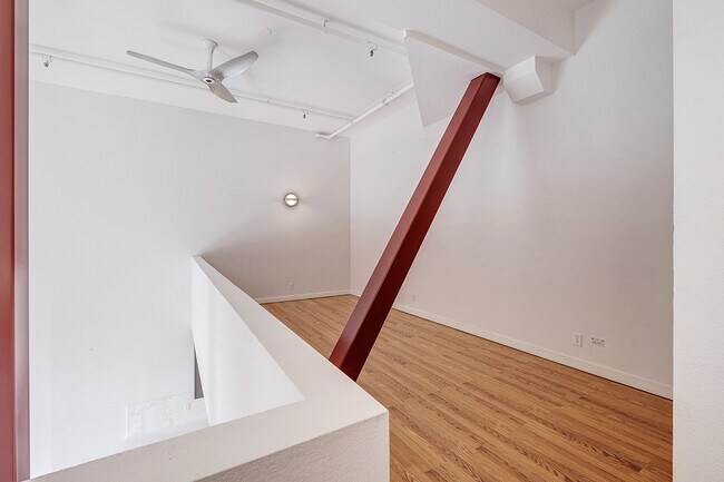 Building Photo - 701 Minnesota St