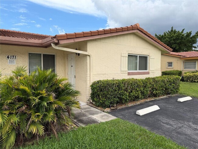 Building Photo - 4171 NW 110th Ave