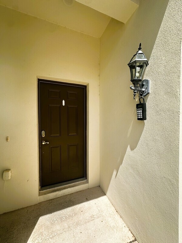 Building Photo - 2840 Rocella Ct