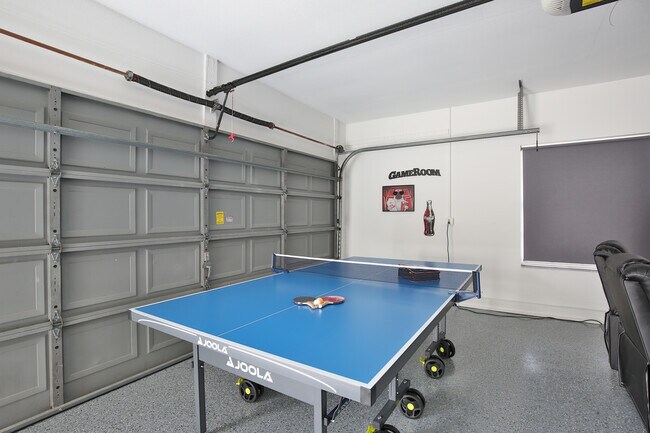 Building Photo - 927 80th St NW