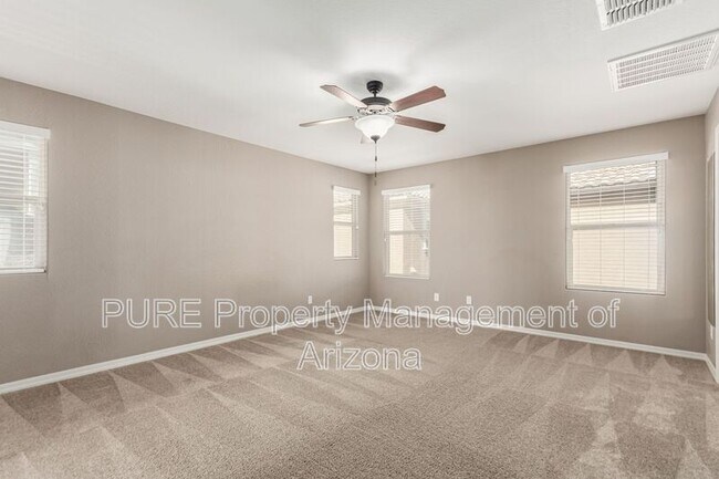 Building Photo - 1423 N Balboa
