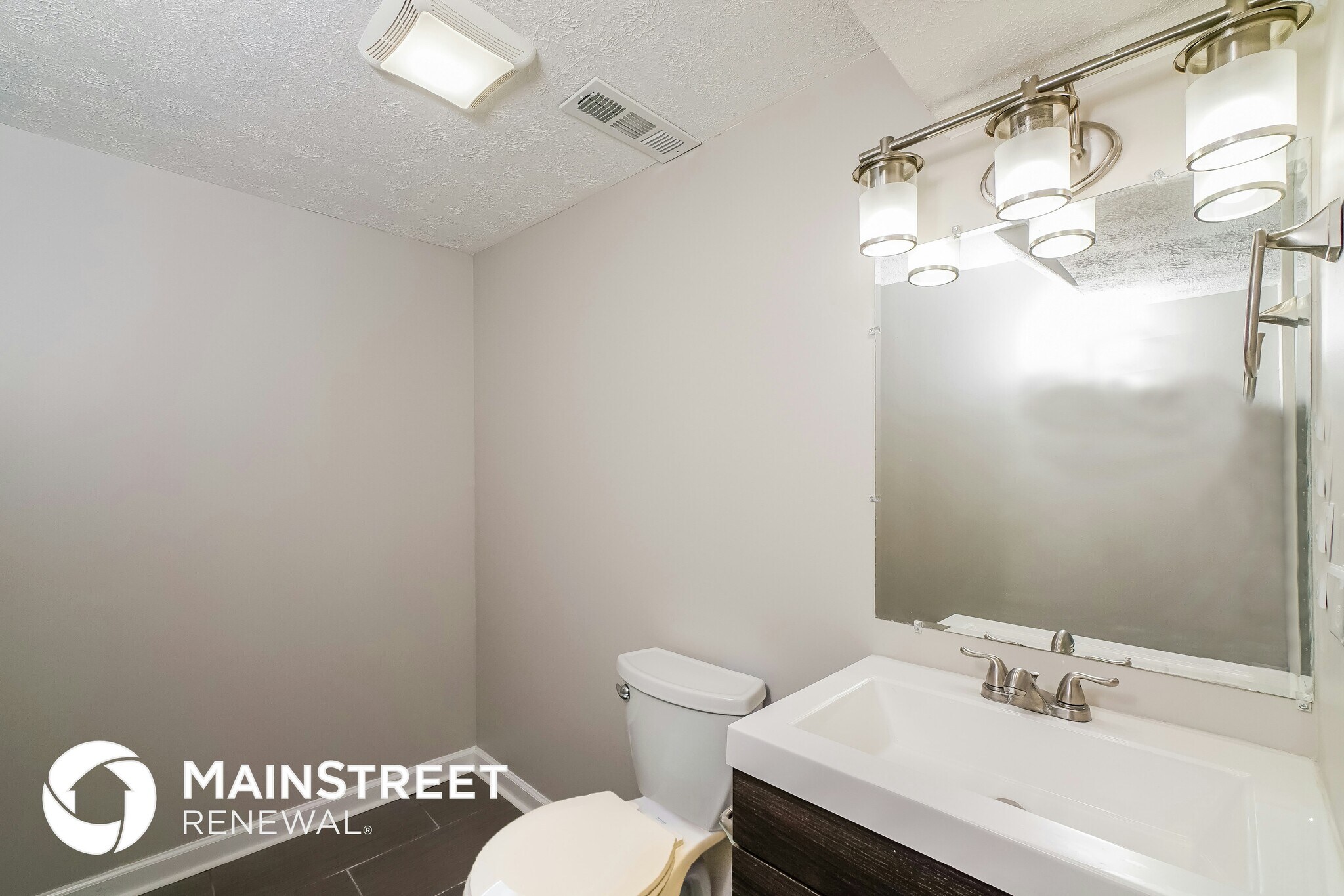 Building Photo - 7709 Mango Dr