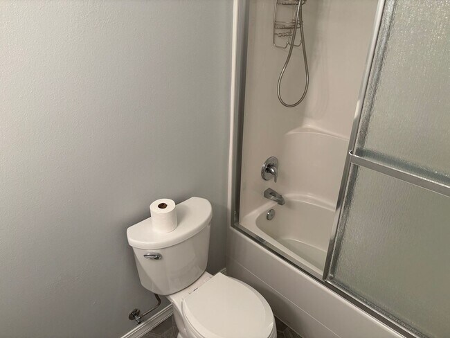 Building Photo - Home in Gated Community