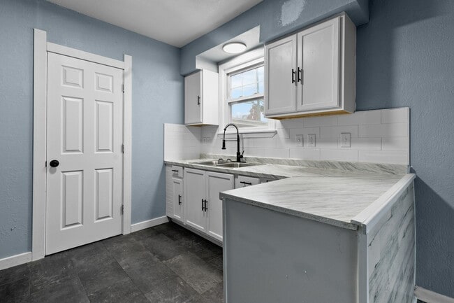 Building Photo - 4123 Packard Rd