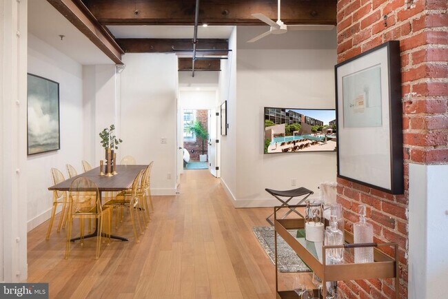 Building Photo - 1099 Germantown Ave