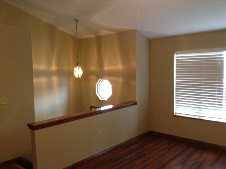 Building Photo - 610 Tupelo Dr