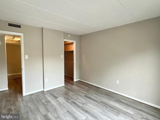 Building Photo - 118 Roberts Ln