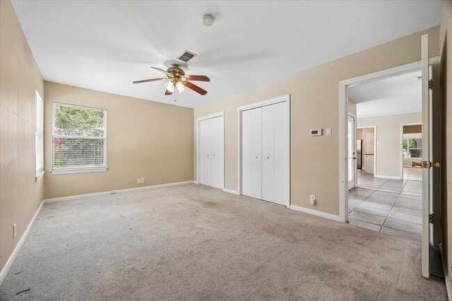 Building Photo - 5610 Evergreen St