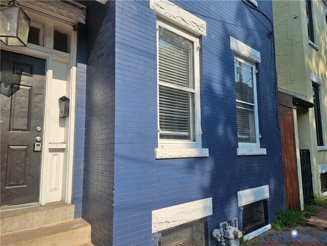 Building Photo - 4 N Harrison St