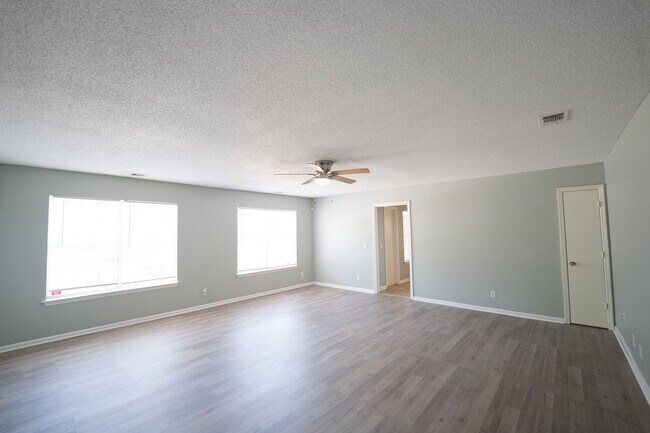 Building Photo - Available Soon!