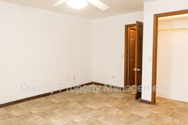 Building Photo - 3304 Harrison Pike