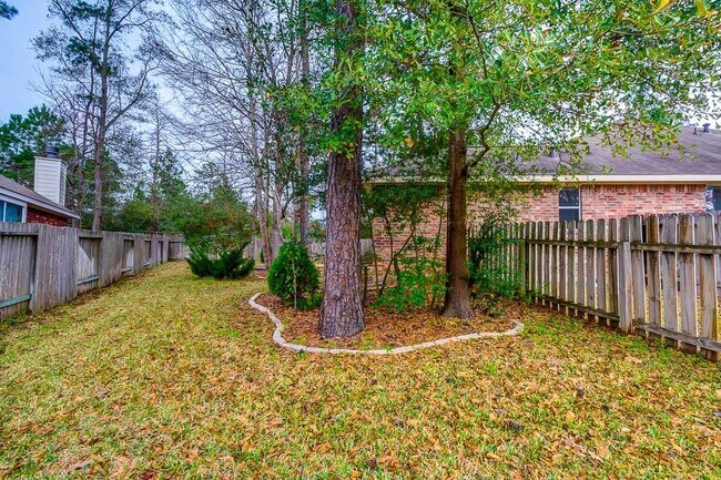 Building Photo - 3 Viola Bloom Ct