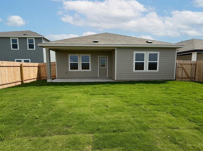 Building Photo - 616 Wesley Miller Ln