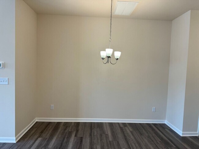 Building Photo - 3714 Feltham Ln