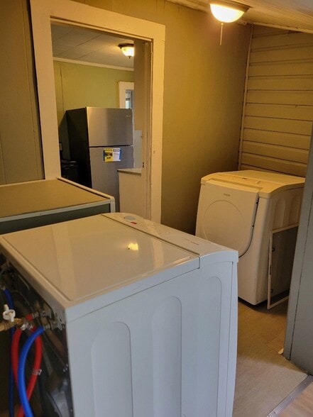 Building Photo - 811 Olympia St