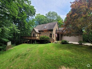 Building Photo - A Little Piece of Tennessee! Your Private ...