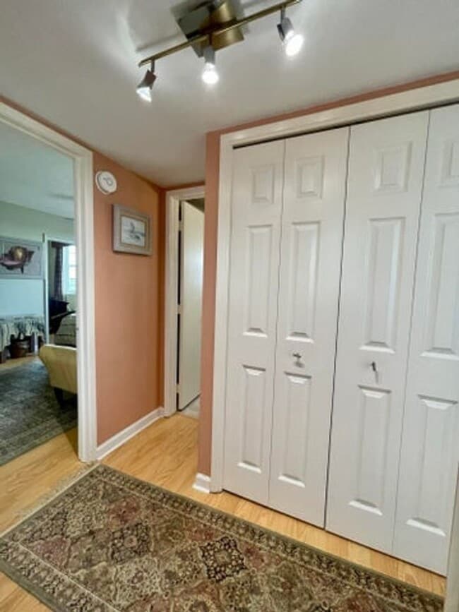 Building Photo - 3051 N Course Dr