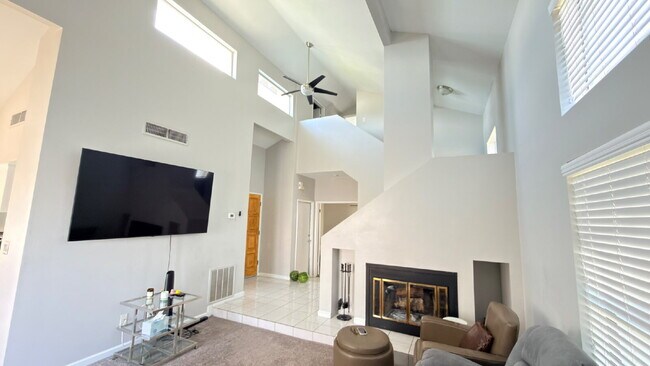 Building Photo - Spacious Two-Story Home with Large Backyard – Available Now!