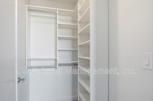 Building Photo - 1820 Peachtree St NW