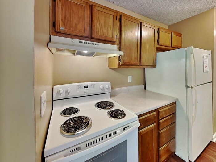Building Photo - 6613 Cool Water Ct