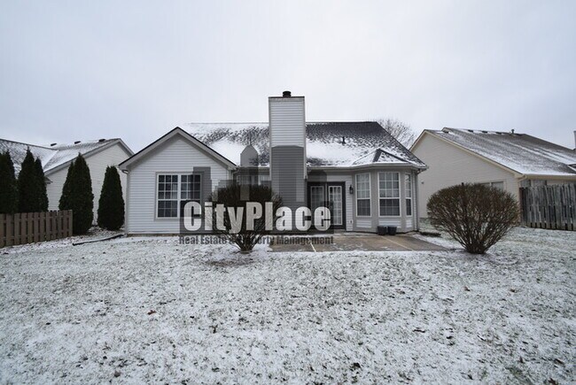 Building Photo - 10394 Lakeland Dr