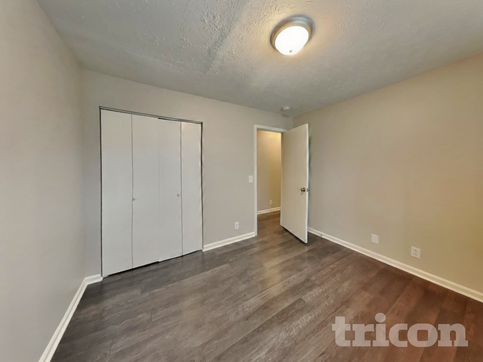 Building Photo - 716 Sweetwater Cir