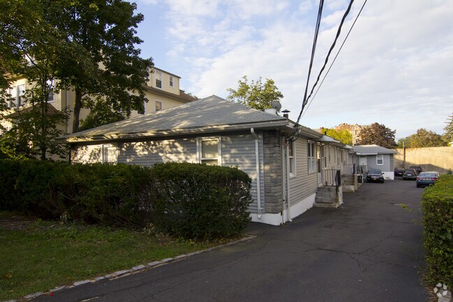 41 Davis Ave - 41 Davis Ave White Plains NY 10605 | Apartment Finder