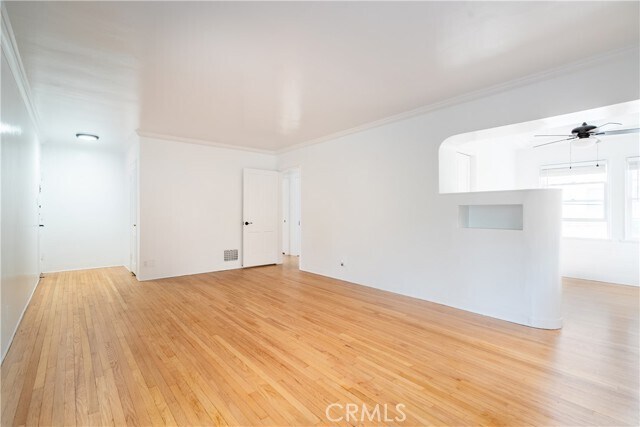 Building Photo - 265 N Swall Dr