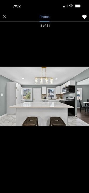 Building Photo - 9234 Woodson Dr