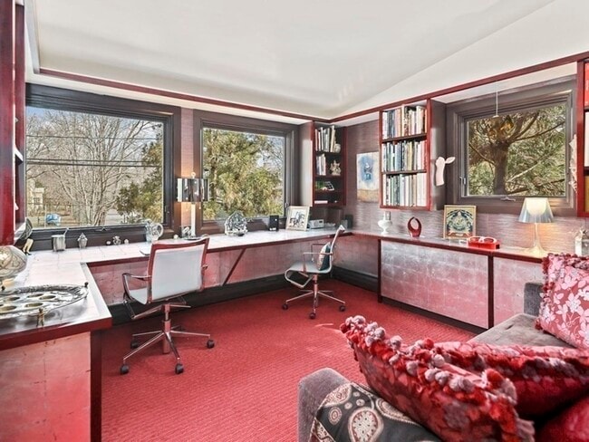 Building Photo - 38 Cumberland Ave