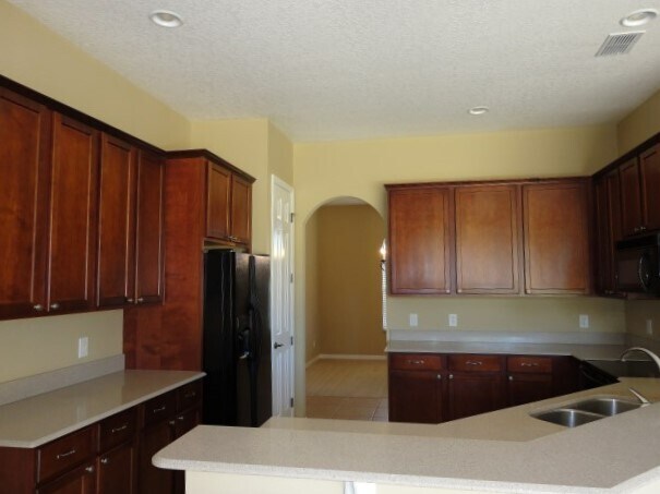 Building Photo - 2324 Pesaro Cir