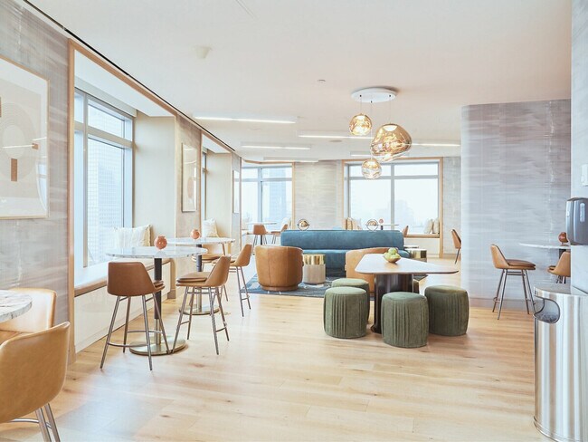 Building Photo - 76 Trinity Pl