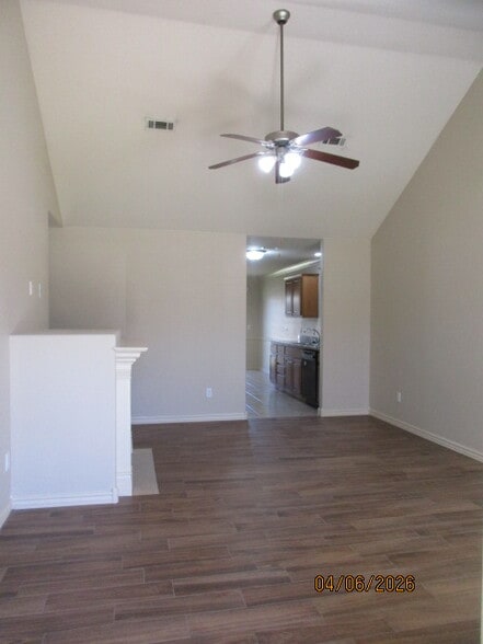 Building Photo - 937 Oak Crossing Dr