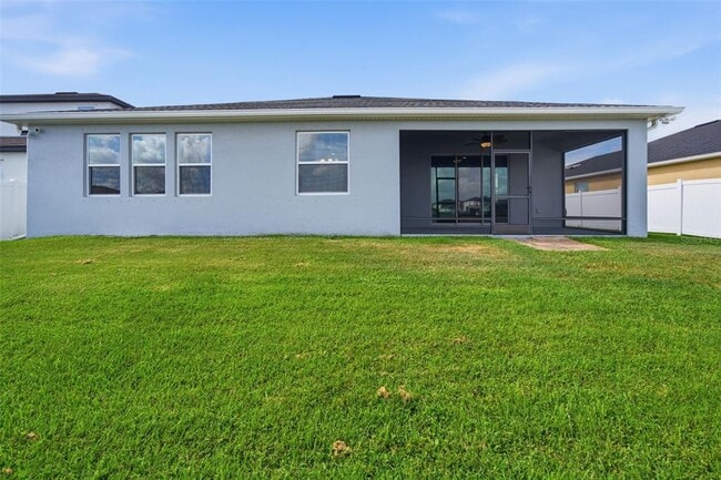 Building Photo - 15020 Trinity Fall Way