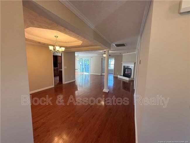 Building Photo - 402 Colonist Pl