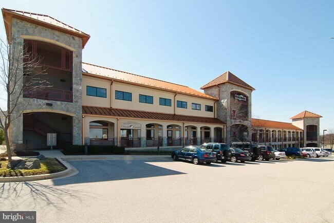 Building Photo - 8265 Stone Crop Dr
